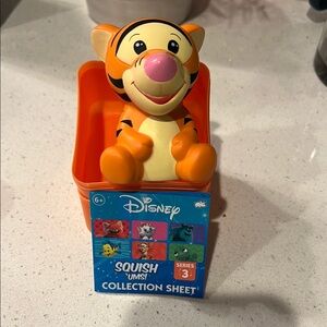 Disney Tigger Squish Ums Series 3